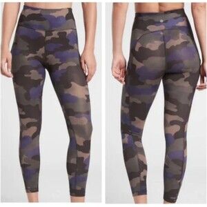 Athleta Ultimate Stash Pocket Printed Camo Leggings 7/8 Tight Pants Small Purple